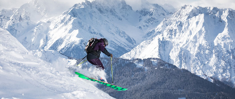 Off piste ski lesson equipment
